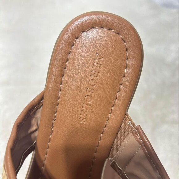 Woman’s Aerosoles rattan rhinestone sandals. Size 9.5. Excellent condition. - Picture 3 of 11